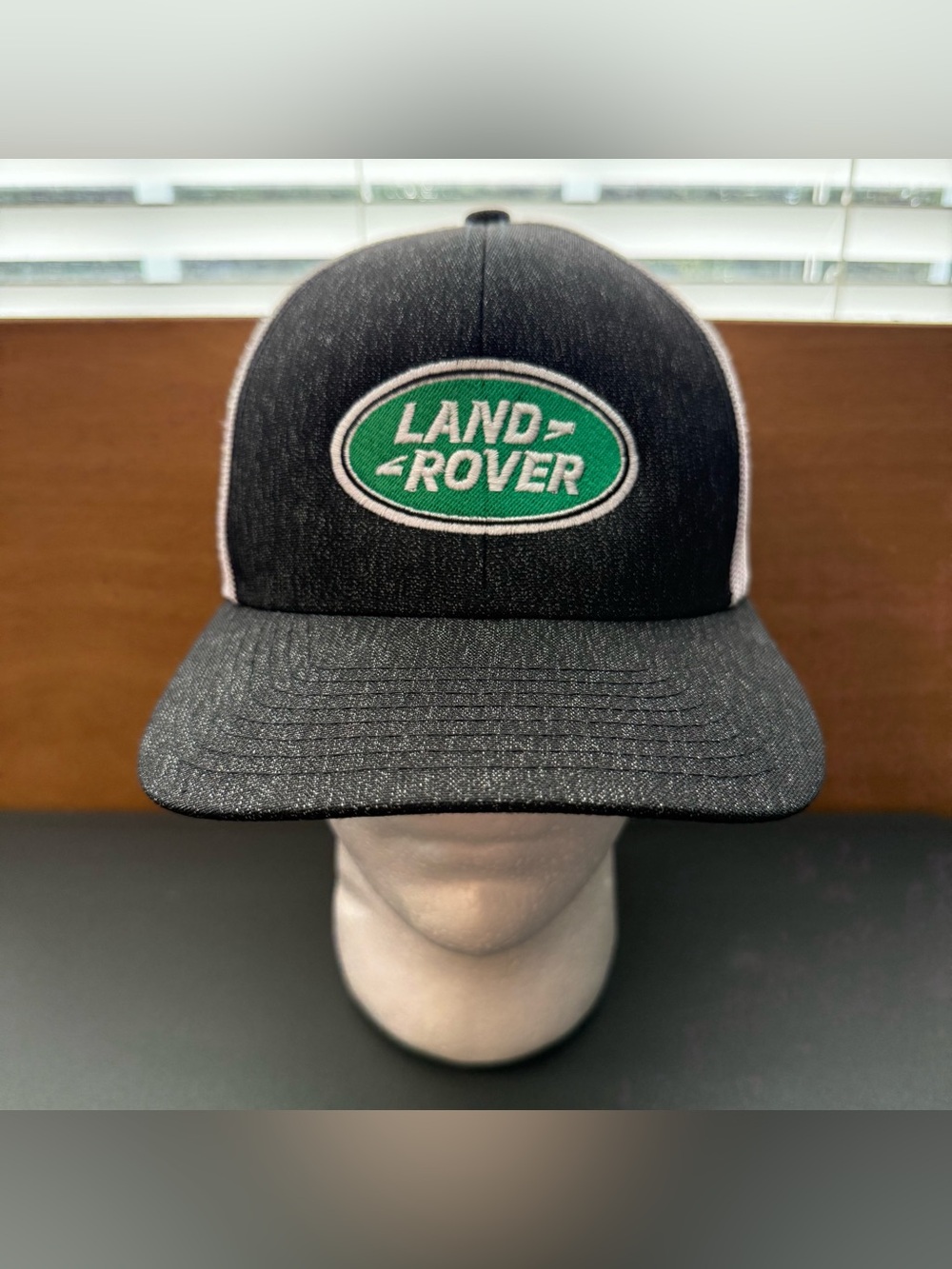 Land Rover Luxury Cars Vehicles Logo 2-Tone Men’s Adult Trucker Snapback Hat Cap